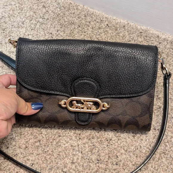 Black and Brown Coach Designer Women's Crossbody - Picture 1 of 7